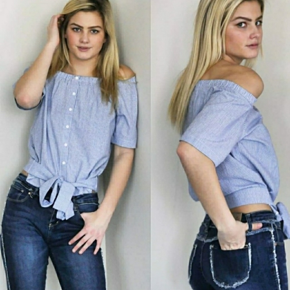 New Blue and White Cold Shoulder Tie Front Crop Top Size Small